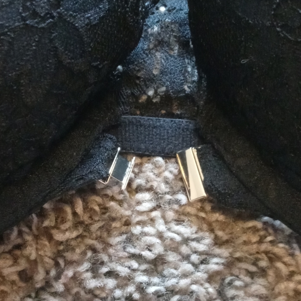 Bra - Picture 3 of 4